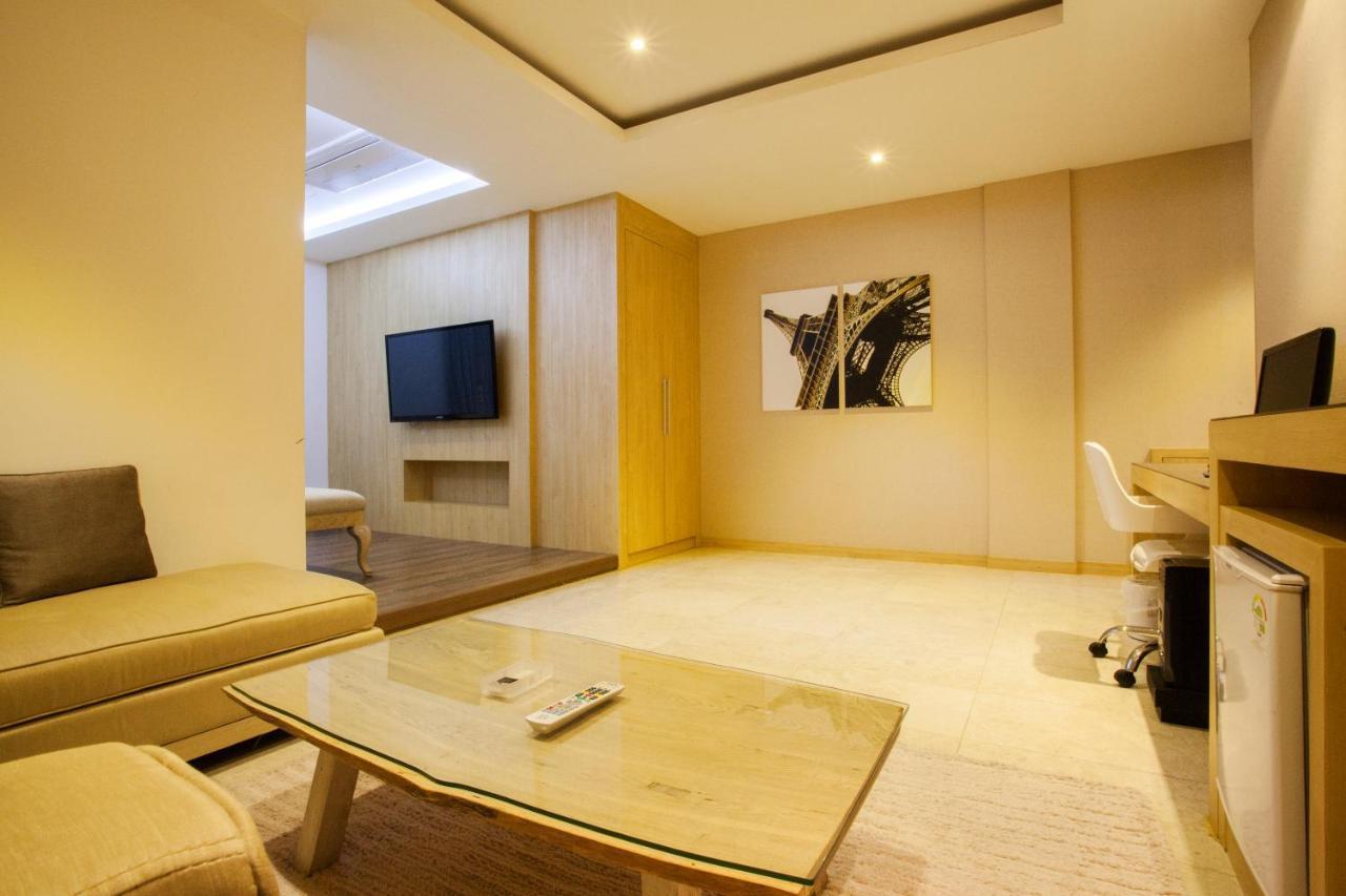 Suwon Reve Hotel Zewnętrze zdjęcie